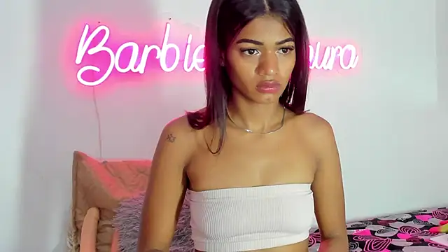 BarbieHotLaura online show from September 20, 3:02 pm