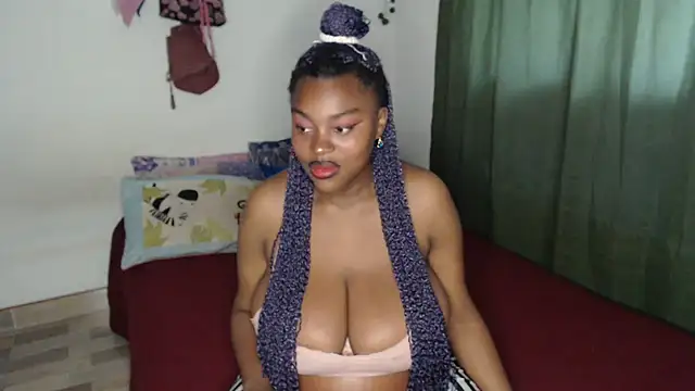 Snapshot of lyssyhorny chatting on March 14, 9:10 pm lyssyhorny online show from March 14, 9:10 pm