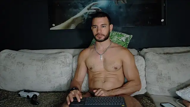 Snapshot of Crhis_N_Derek chatting on September 18, 4:31 pm Crhis N Derek online show from September 18, 4:31 pm