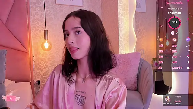 Snapshot of salome-brown chatting on December 10, 8:16 pm salome-brown online show from December 10, 8:16 pm