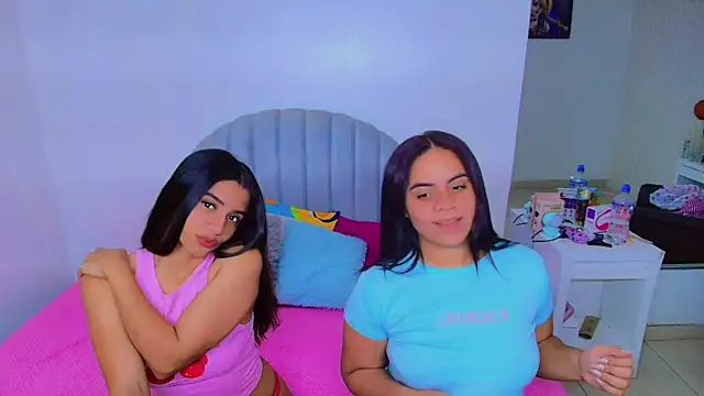 Snapshot of charlotte_0309 chatting on September 13, 5:29 am charlotte 0309 online show from September 13, 5:29 am