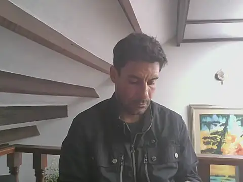 elkike1980 online show from May 4, 4:14 pm