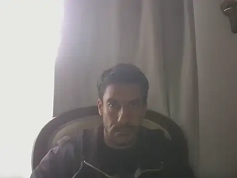 elkike1980 online show from May 8, 3:50 pm