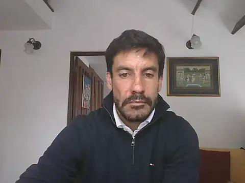 elkike1980 online show from May 19, 4:24 pm