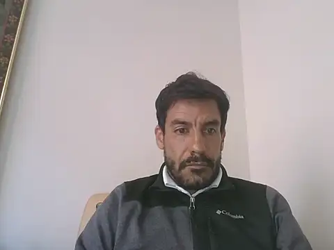 elkike1980 online show from May 20, 1:50 pm