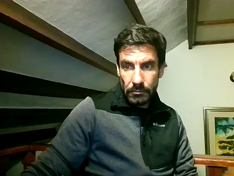 elkike1980 online show from May 23, 3:01 am