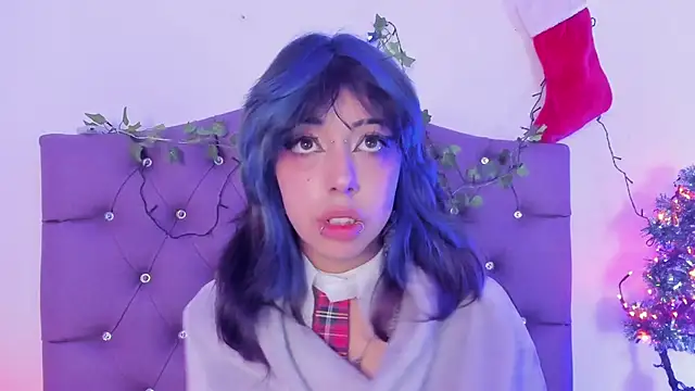 Nyx nayla online show from December 17, 3:39 pm