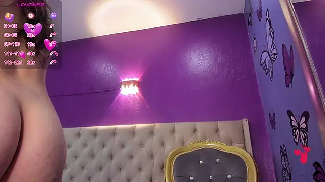 LittleCheerry online show from March 2, 9:10 am