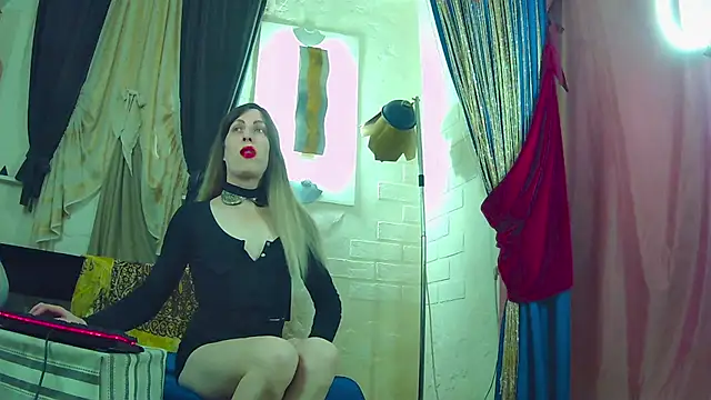 Mary Loon online show from April 16, 5:36 pm