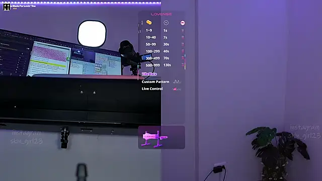 penelopesexx online show from November 1, 9:06 pm