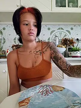 Snapshot of LorenRosse chatting on September 26, 4:27 am LorenRosse online show from September 26, 4:27 am