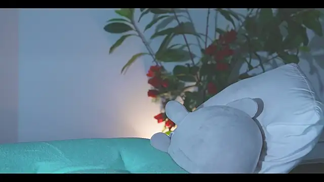 LorenRosse online show from May 16, 12:51 am