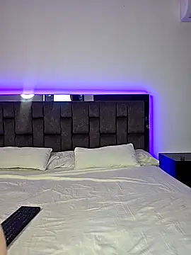 Sthef Castle online show from October 13, 12:05 pm