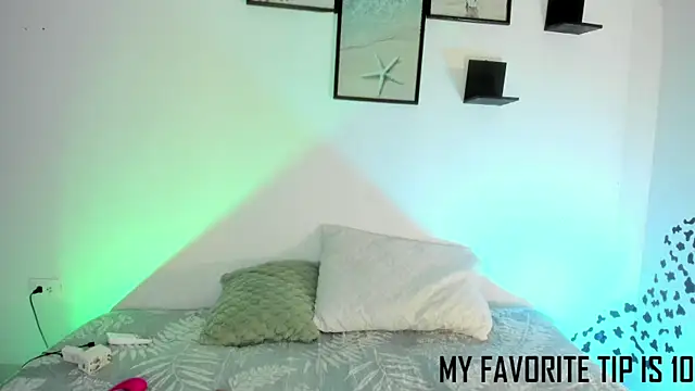 sara sophieee online show from September 27, 12:04 am