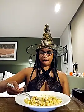 Snapshot of Sensual_indian7 chatting on October 31, 5:47 pm Sensual indian7 online show from October 31, 5:47 pm