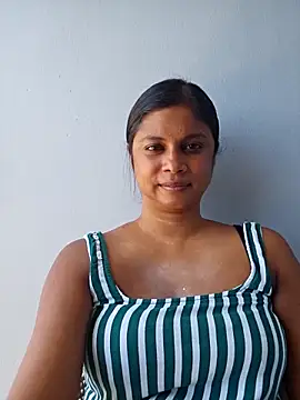 Snapshot of Sensual_indian7 chatting on February 3, 9:47 am Sensual indian7 online show from February 3, 9:47 am