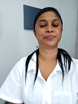 Snapshot of Sensual_indian7 chatting on February 7, 1:26 pm Sensual indian7 online show from February 7, 1:26 pm