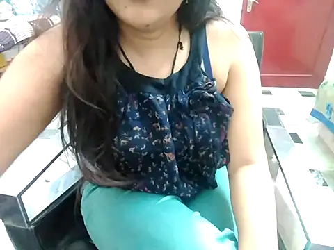 aarushi sharmaa online show from February 18, 8:05 am