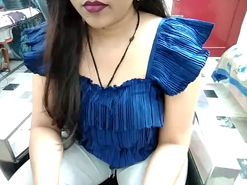 aarushi sharmaa online show from March 2, 5:12 am