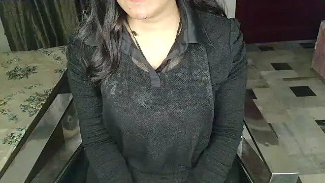 aarushi sharmaa online show from November 28, 3:53 am