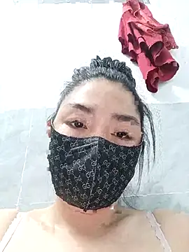 girldam95 online show from December 4, 12:36 pm