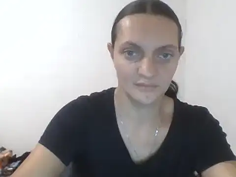 Snapshot of Vimed19 chatting on October 19, 4:40 pm Vimed19 online show from October 19, 4:40 pm
