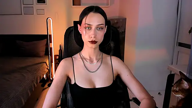 unaericaabistrong online show from May 15, 8:27 pm