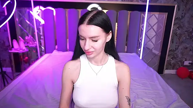 Snapshot of Snow_WhiteeeX chatting on March 31, 5:41 am Snow WhiteeeX online show from March 31, 5:41 am