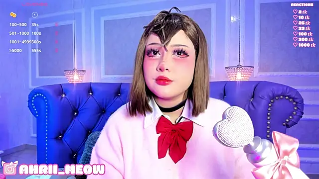 AHRI LEE online show from January 18, 4:04 am