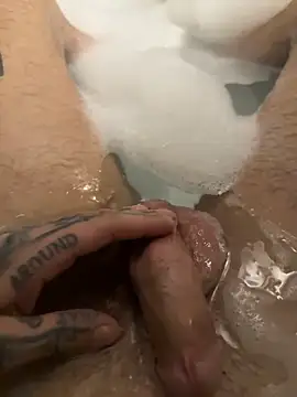 hottwoboys online show from November 26, 7:04 pm