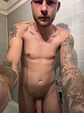 Snapshot of hottwoboys chatting on June 18, 6:34 pm hottwoboys online show from June 18, 6:34 pm