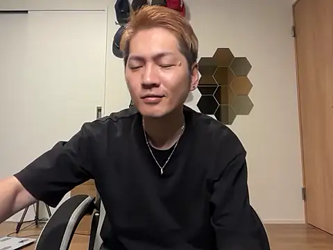 Snapshot of kensnb chatting on September 28, 10:09 am kensnb online show from September 28, 10:09 am