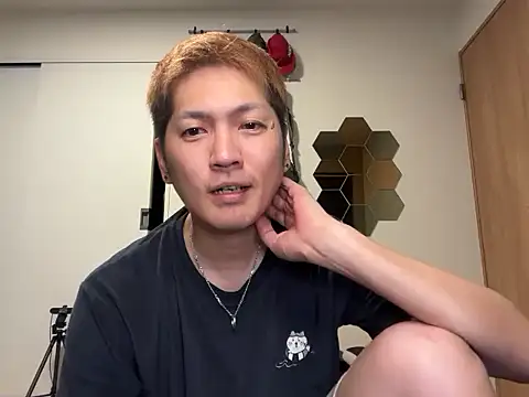 Snapshot of kensnb chatting on September 30, 1:49 pm kensnb online show from September 30, 1:49 pm