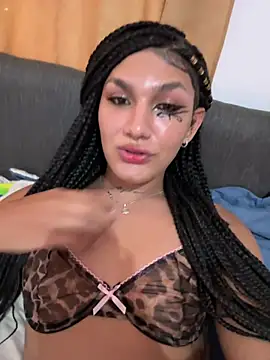 Snapshot of cataafitt chatting on August 1, 6:29 pm cataafitt online show from August 1, 6:29 pm