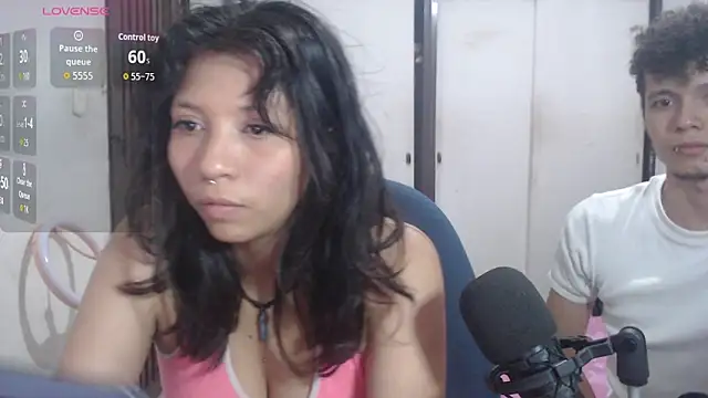 Snapshot of Carlacutte chatting on February 16, 10:28 pm Carlacutte online show from February 16, 10:28 pm
