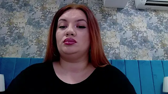 Snapshot of MelanieBrownn chatting on January 5, 1:03 am MelanieBrownn online show from January 5, 1:03 am