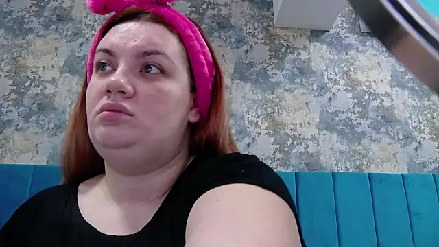 Snapshot of MelanieBrownn chatting on January 31, 2:26 am MelanieBrownn online show from January 31, 2:26 am