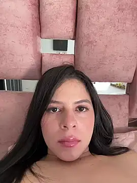 Snapshot of Sensual_Sophie_ chatting on February 24, 9:41 pm Sensual Sophie online show from February 24, 9:41 pm