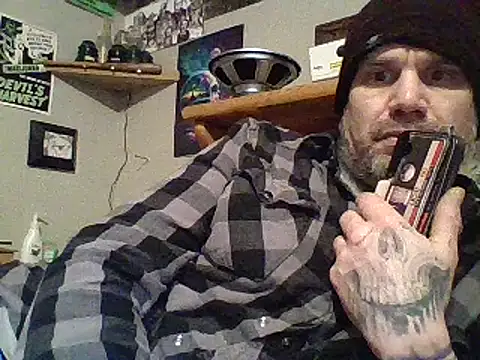 clitstitsandbongrips online show from February 4, 8:49 pm