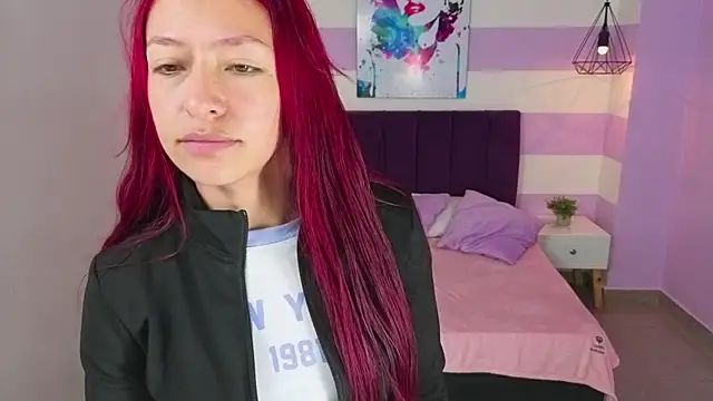 Snapshot of Scarlett__bell chatting on March 19, 11:47 am Scarlett bell online show from March 19, 11:47 am