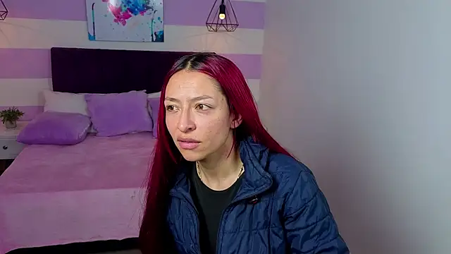 Snapshot of Scarlett__bell chatting on June 4, 1:39 pm Scarlett bell online show from June 4, 1:39 pm