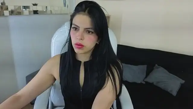 Eliie Ruizz online show from October 29, 9:27 pm