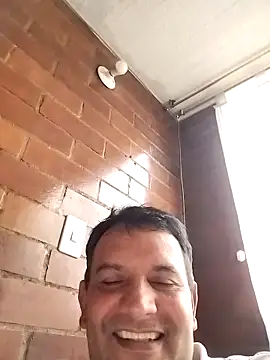 Snapshot of RogueTraveler chatting on March 2, 10:16 pm RogueTraveler online show from March 2, 10:16 pm