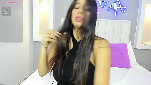 HannaPaola online show from February 25, 10:39 pm