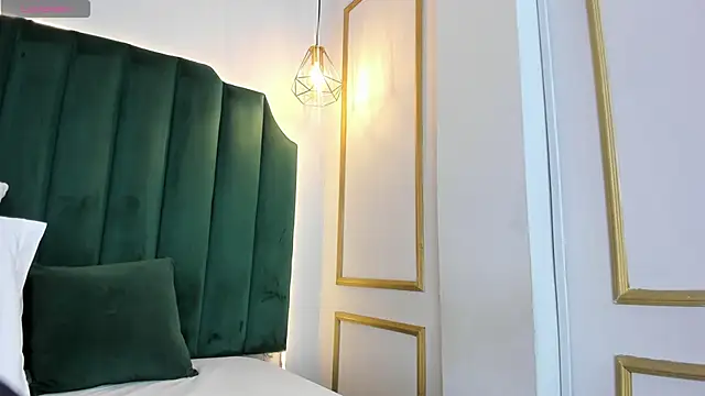 HannaPaola online show from March 12, 1:47 am