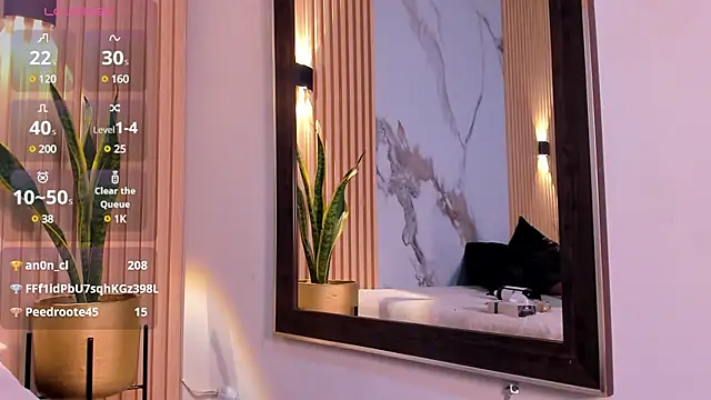 valentina lux online show from February 22, 9:23 am