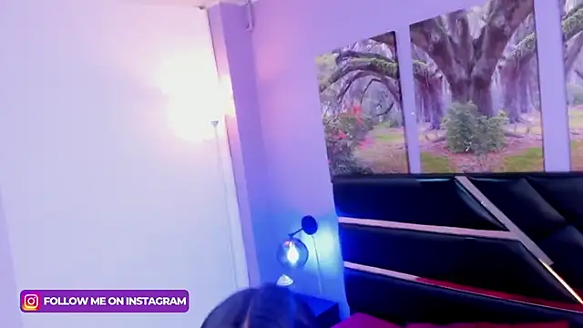 Snapshot of KimberlyVillaLobos chatting on January 23, 11:37 am KimberlyVillaLobos online show from January 23, 11:37 am