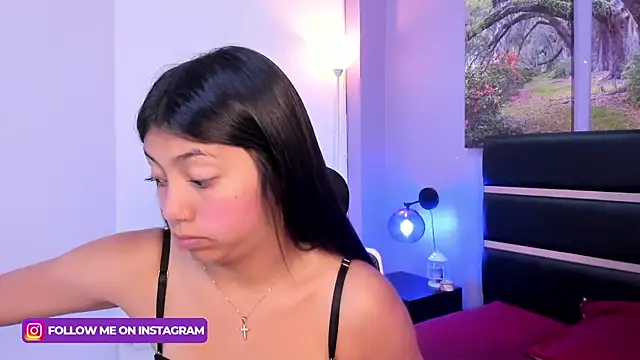 Snapshot of KimberlyVillaLobos chatting on February 6, 11:43 am KimberlyVillaLobos online show from February 6, 11:43 am