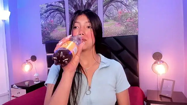 Snapshot of KimberlyVillaLobos chatting on February 22, 11:46 am KimberlyVillaLobos online show from February 22, 11:46 am