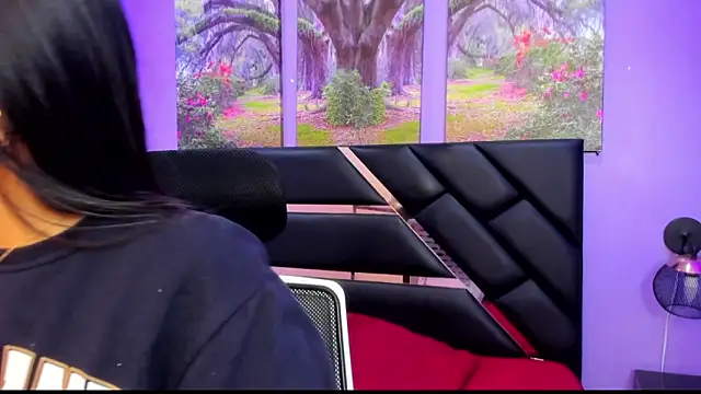 Snapshot of KimberlyVillaLobos chatting on September 20, 11:33 am KimberlyVillaLobos online show from September 20, 11:33 am